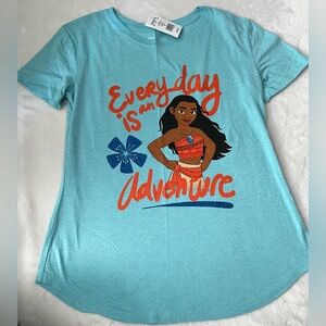 NWT - Moana T-Shirt “Everyday is an Adventure” (Blue) -  Size XL